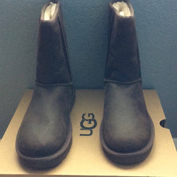 New w classic short leather ugg boot - Picture 9 of 13
